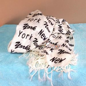 PASHMINA white black soft wool NEW YORK 28 x 64 in scarf